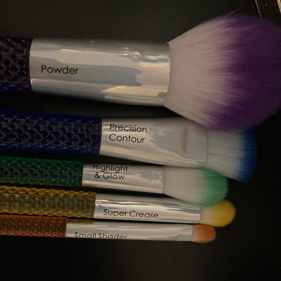 Moda Brush Set - Picture 2 of 3